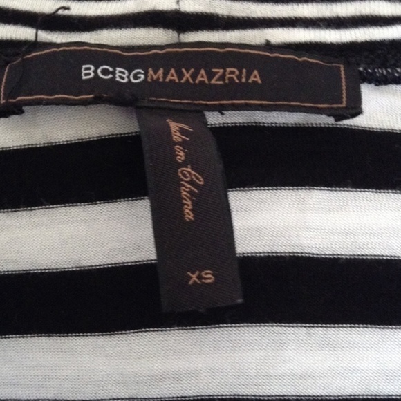 Bcbgmaxazria  Asymmetrical Striped Scoopneck Top! Size XS - Picture 4 of 4